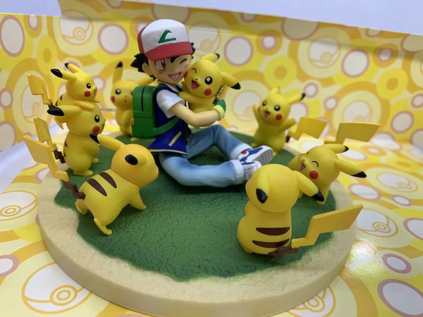 ����С���� С�� ��Ⱥ��Ƥ����  ��װ�ְ�ڼ�ģ�� һ��24��
